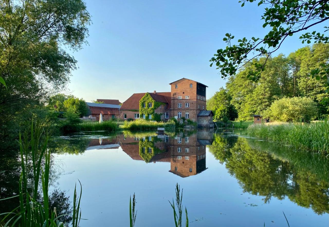 Landhaus Viezer Muehle エクステリア 写真